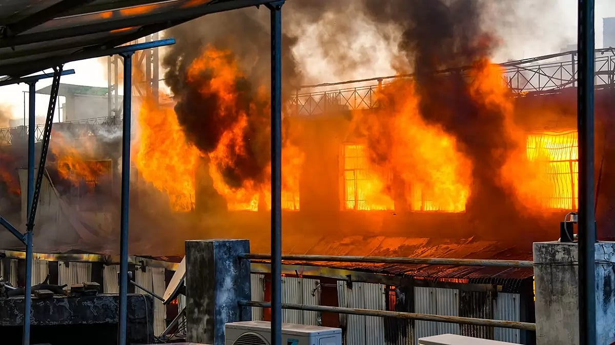 Fire at liquor factory in Chandigarh