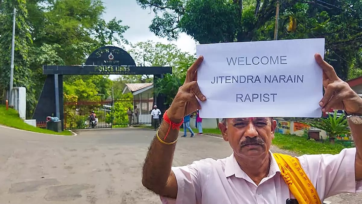 Jitendra Narain being questioned in Andaman