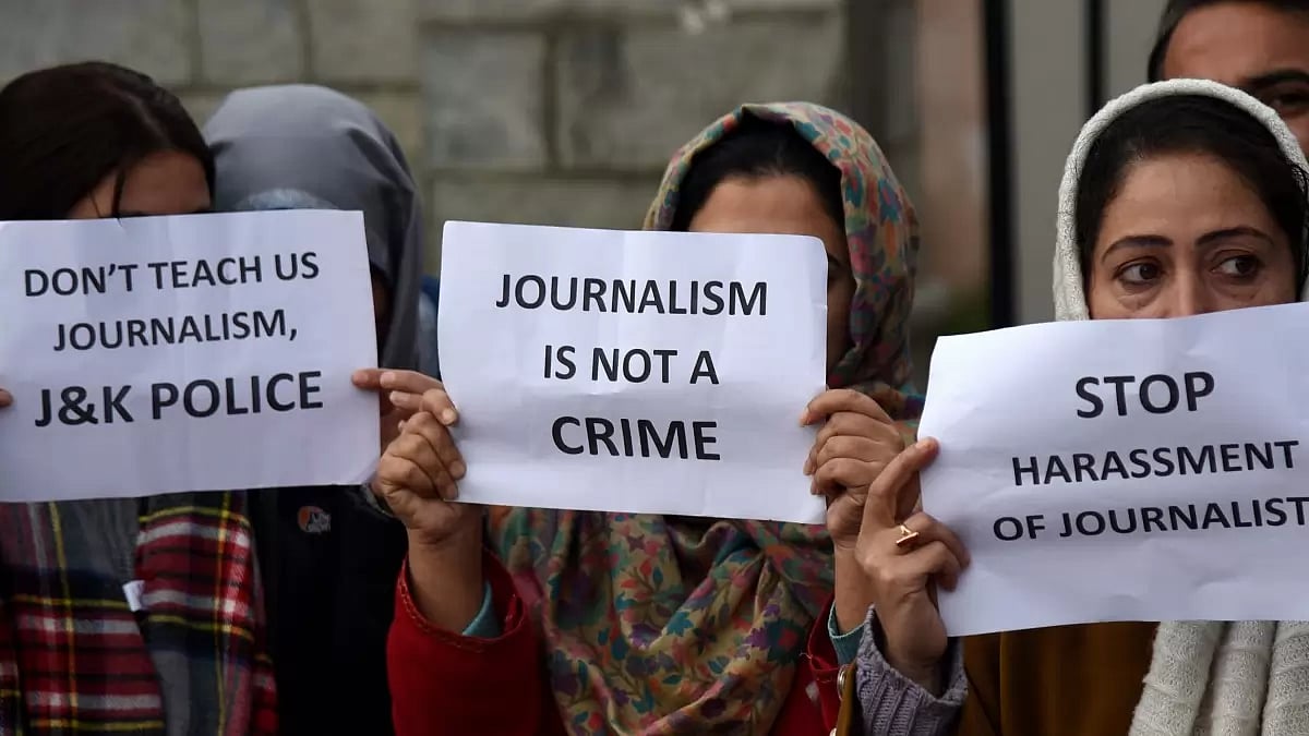 Kashmiri journalists protest against alleged harassment by Jammu and Kashmir police