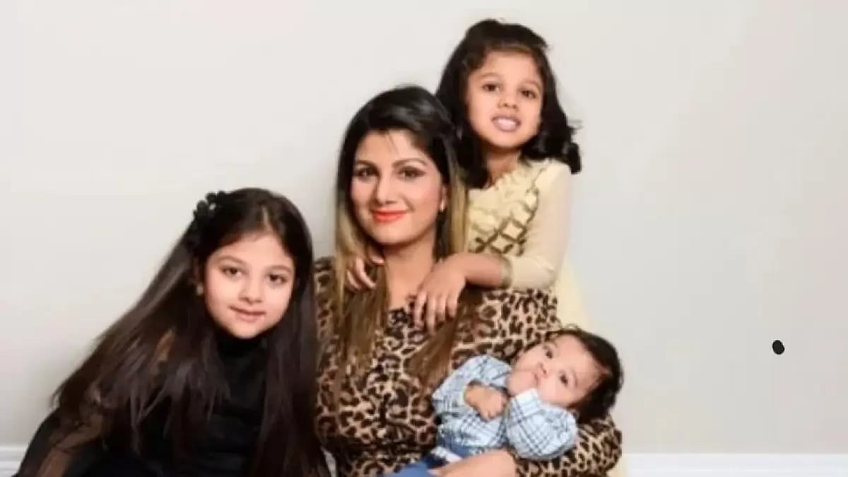Rambha with her three kids