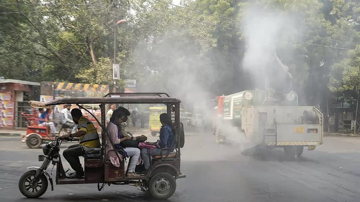Weather: Air pollution in Delhi
