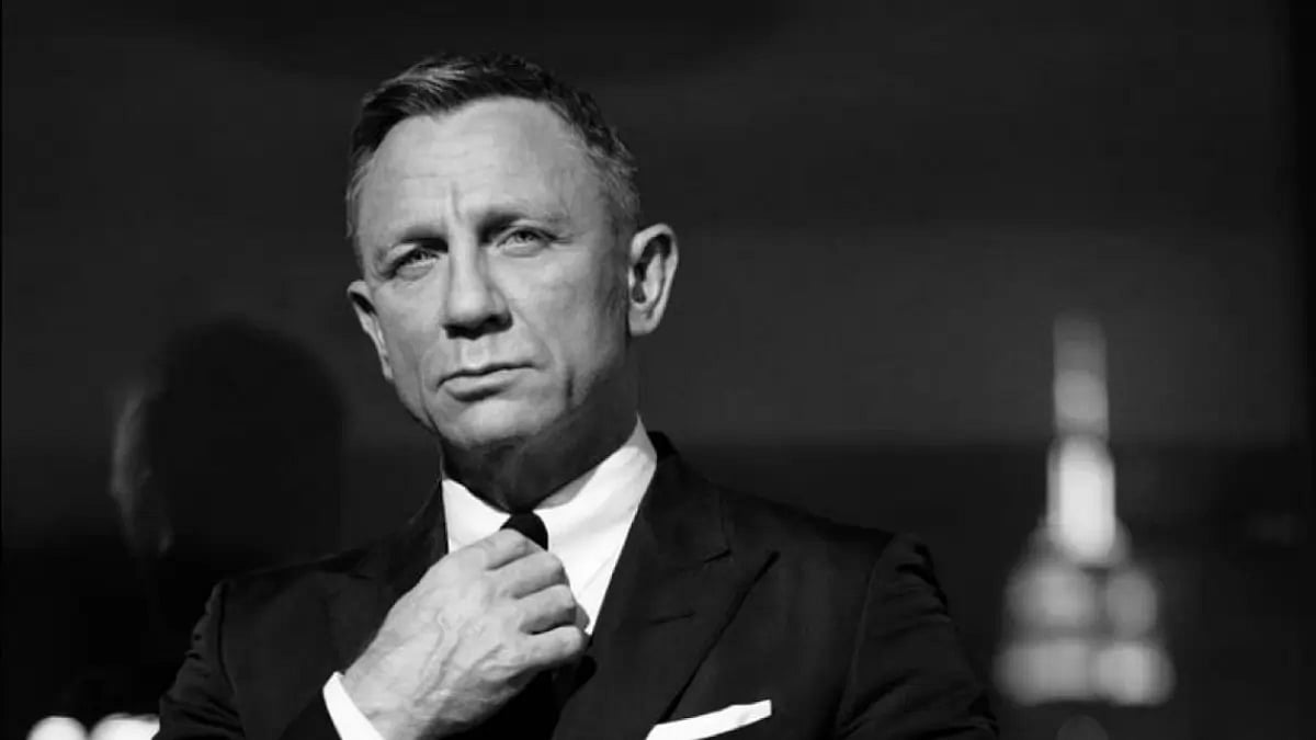 Daniel Craig