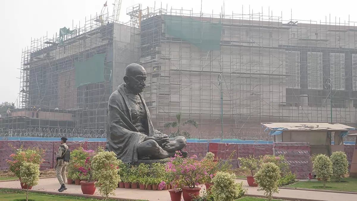 Construction of new parliament building 