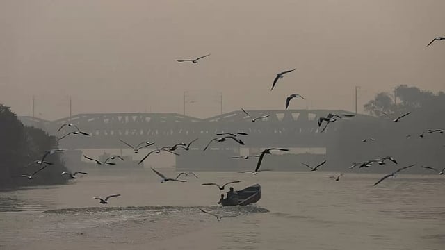 Tackling Climate Change: Hindi Journal Looks At The Anthropocene In A First