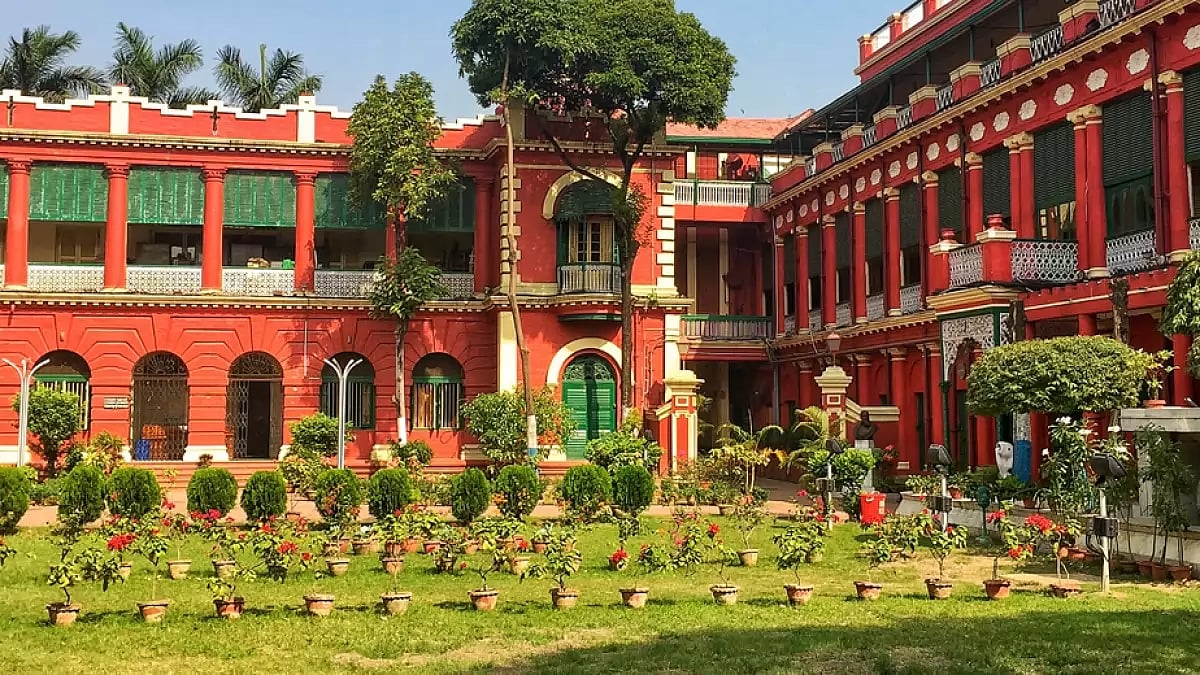 Heritage structures at the Jorasanko campus of Rabindra Bharati University