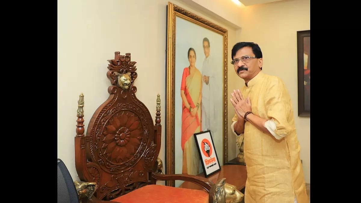 Sanjay Raut pays respects to Sena founder Bal Thackeray