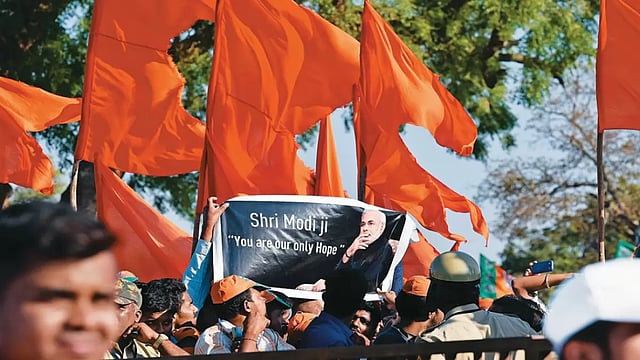 Gujarat Elections: BJP Mired In Internal Rebellion, 5 Disgruntled Leaders Threaten To File Independent Candidature