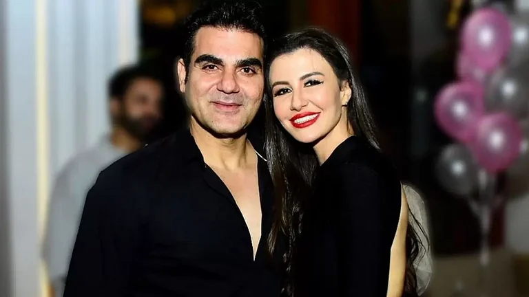 Arbaaz Khan With Girlfriend Giorgia Andriani - null
