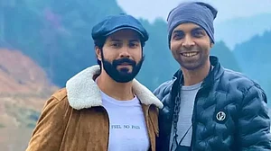 'Bhediya' Actors Varun Dhawan and Abhishek Banerjee