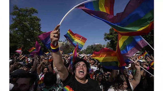 In Photos: Annual Pride Parade In Chile