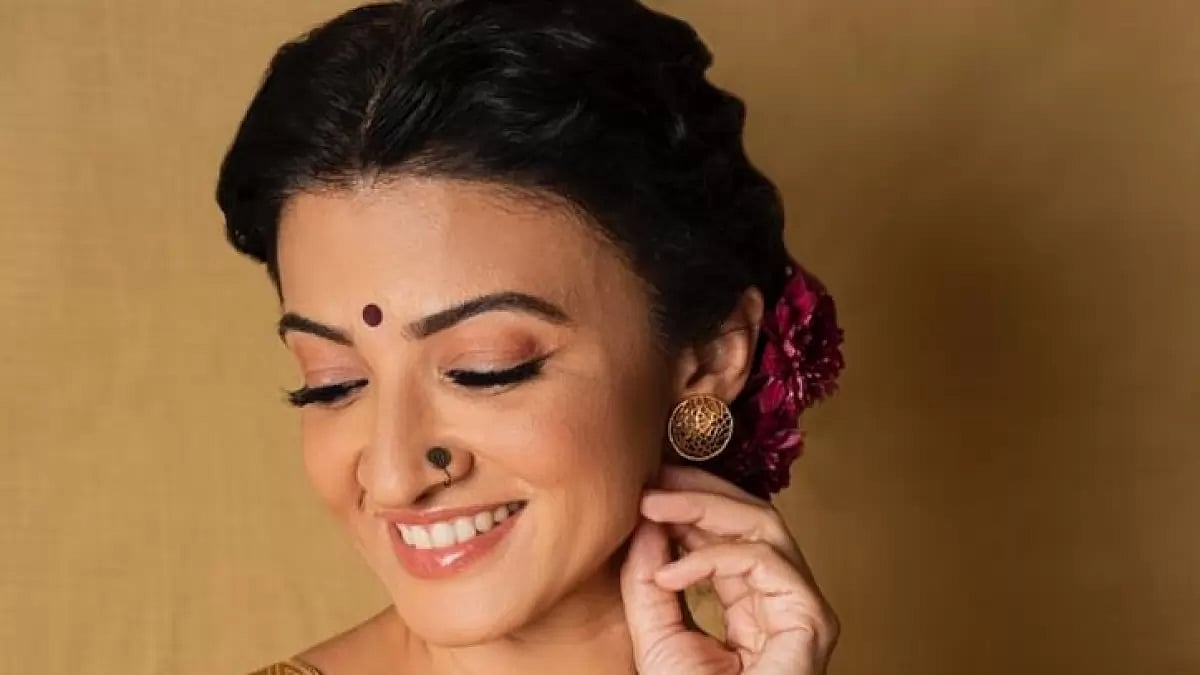 TV Actress Suhasi Dhami