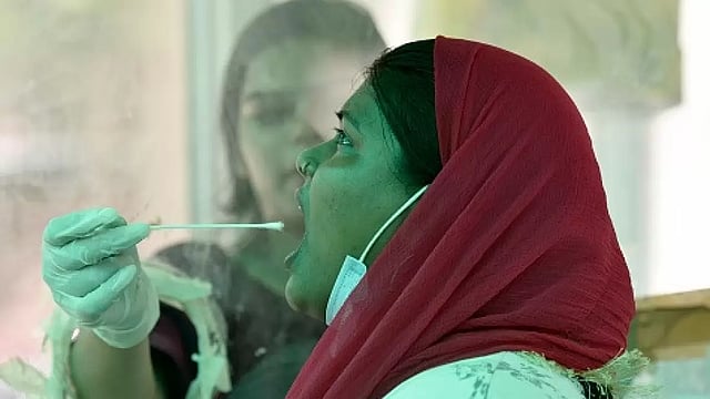 Covid-19 Update: India Logs 408 Fresh Infections; Active Caseload Down To 5,881
