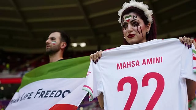 FIFA World Cup 2022: US Soccer Removes Islamic Emblem From Iran Flag Ahead of USA Vs Iran