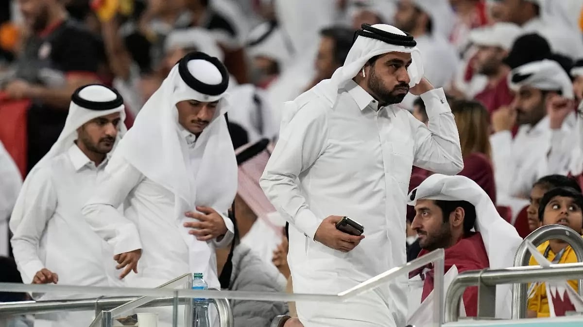 Qatari Fans in their traditional attire