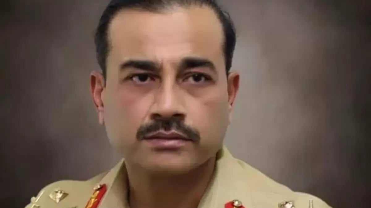 General Asim Munir takes charge as the 17th Army Chief of Pakistan - null