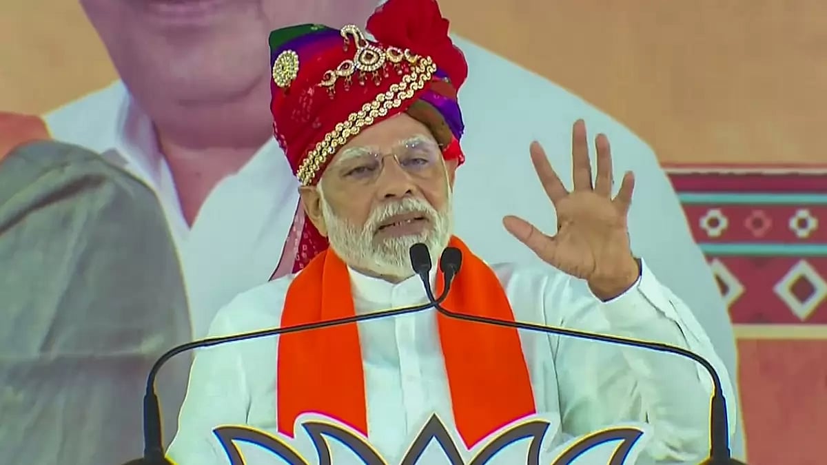 PM Modi in Gujarats Himmatnagar