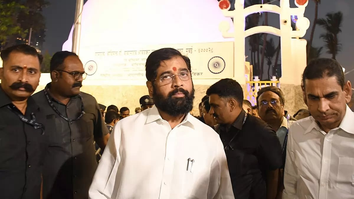 Eknath Shinde visits Chaityabhumi