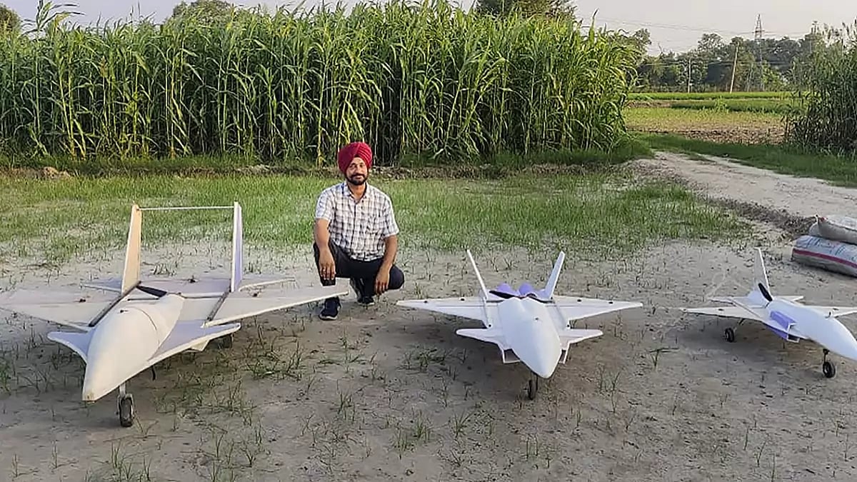 Farmer ventures into the field of aeromodelling