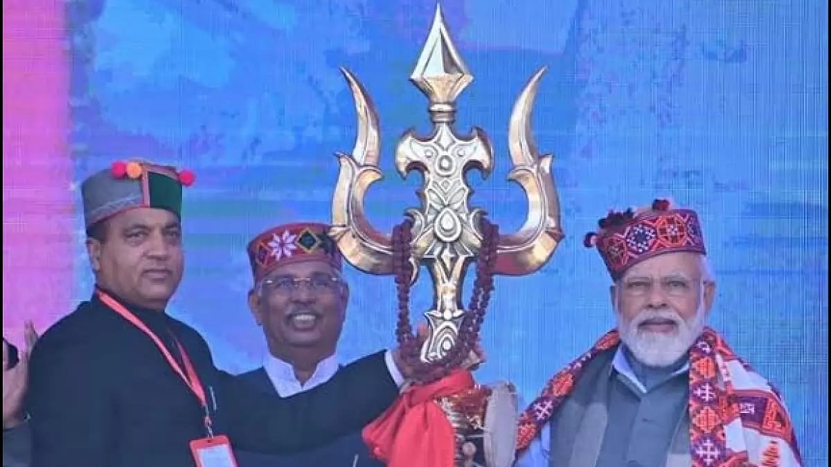 Himachal Pradesh Chief Minister Jairam Thakur with Prime Minister Narendra Modi