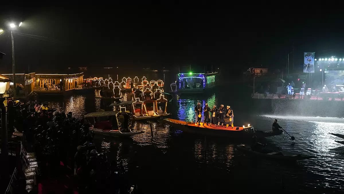 Srinagar Houseboat Festival