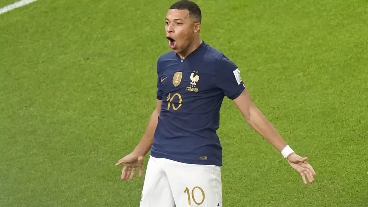 Kylian Mbappe is leading the golden boot race at the World Cup.