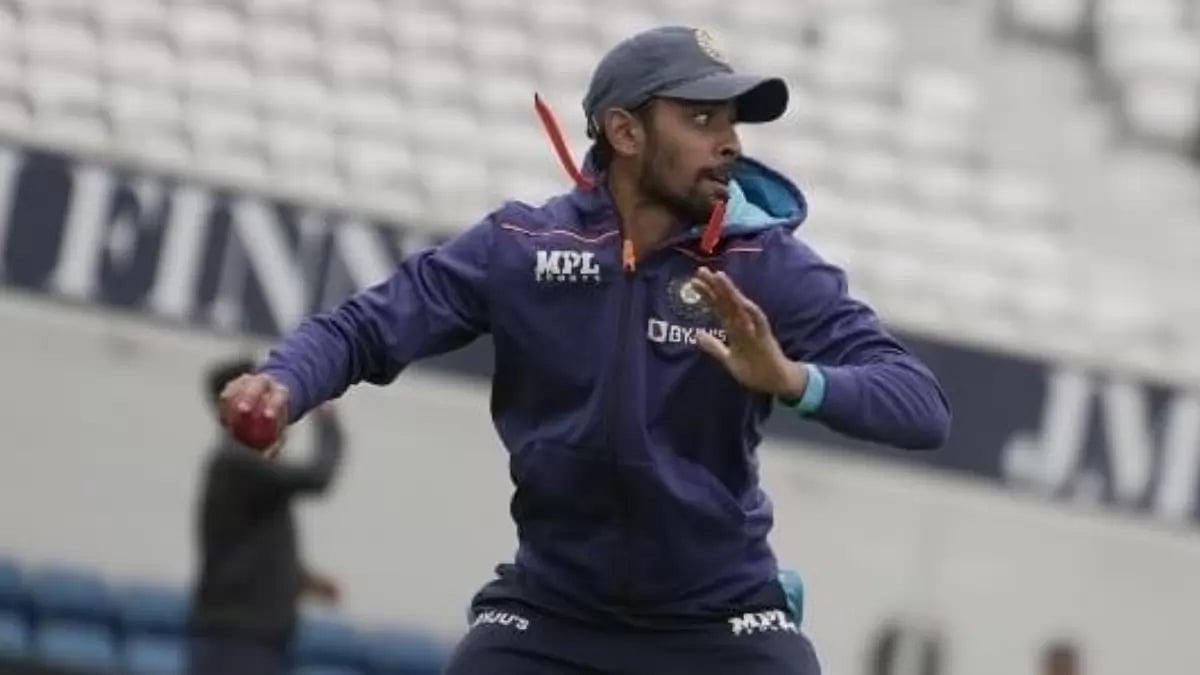 Abhimanyu Easwaran in action