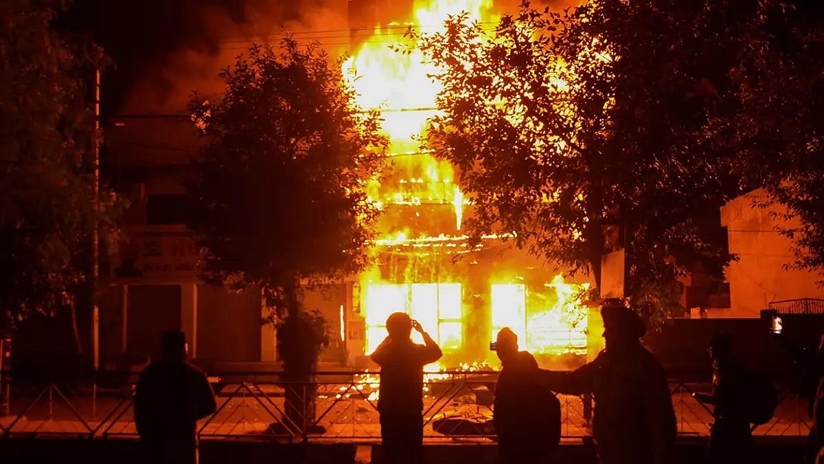 Fire at furniture showroom in Amritsar