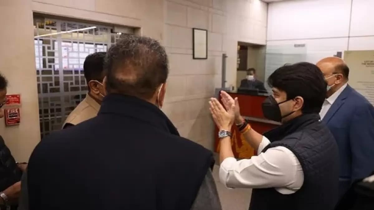 Jyotiraditya Scindia at Delhi airport