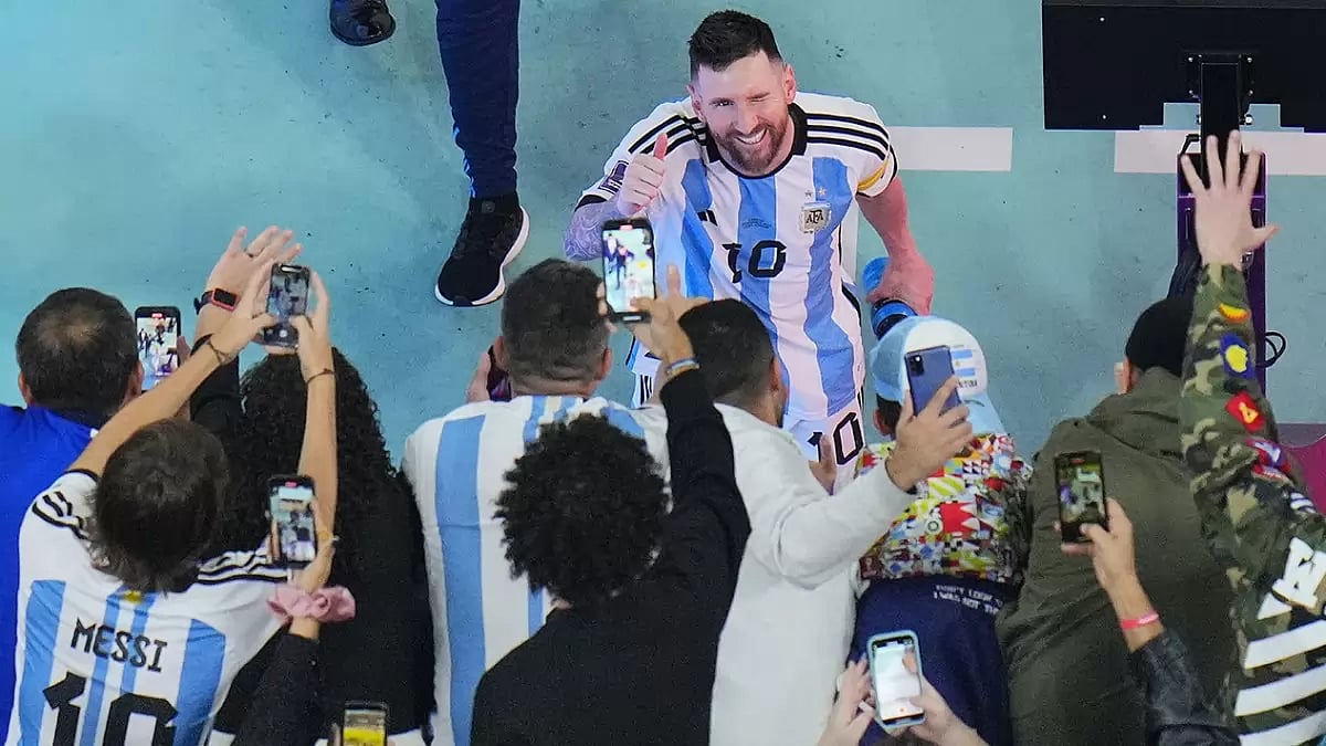 ARG Take on FRA in the WC Final on Sunday.