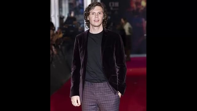 Evan Peters Explains Why He Lost His Appetite At The Start Of Jeffrey Dahmer Role