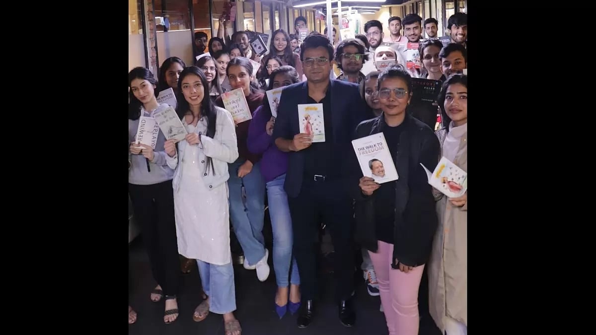 Bluerose Publishers - null