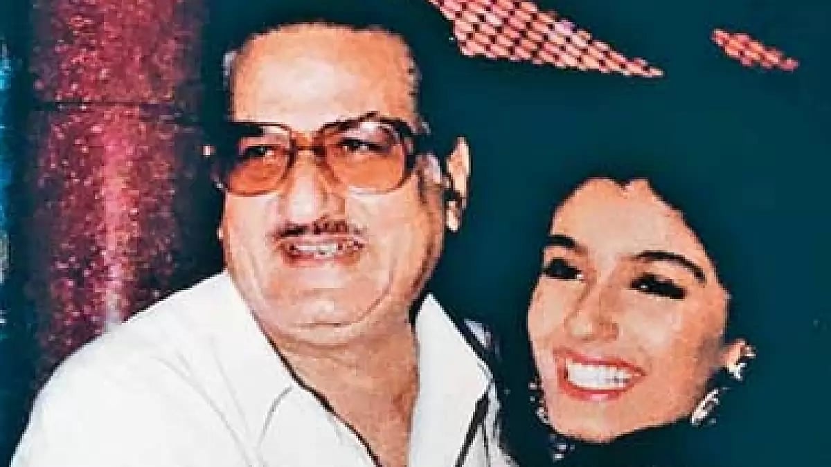 Actor Raveena Tandon with her father Ravi Tandon