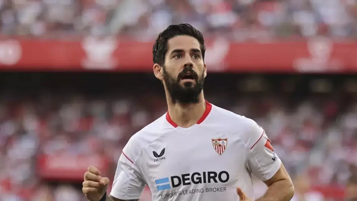 Isco is a five-times UCL winner with Real Madrid.