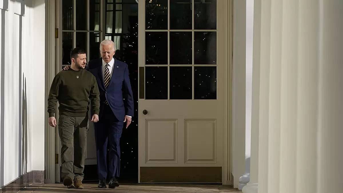 Joe Biden with Volodymyr Zelenskyy