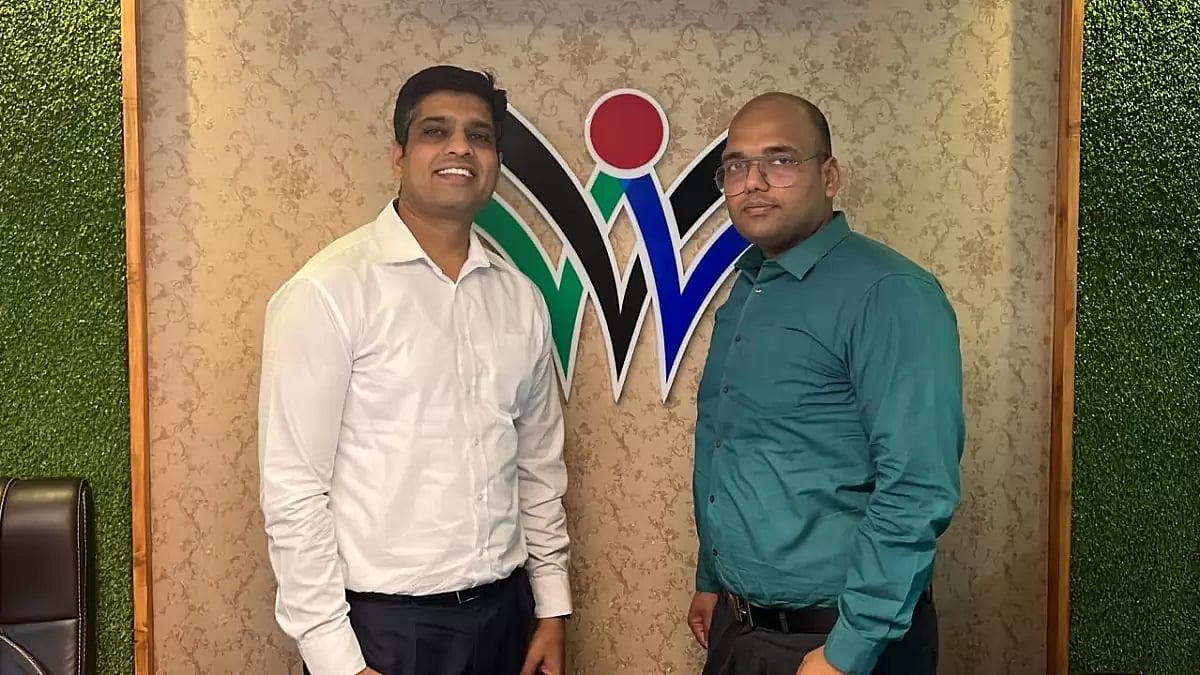 Vikas Bhattu & Pranav Singhal