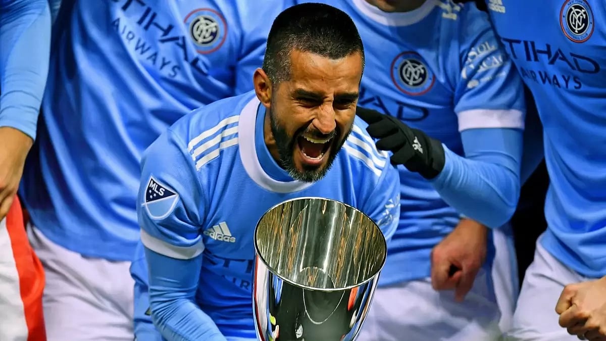 Moralez celebrates title win in 2021 with his New York City FC teammates.