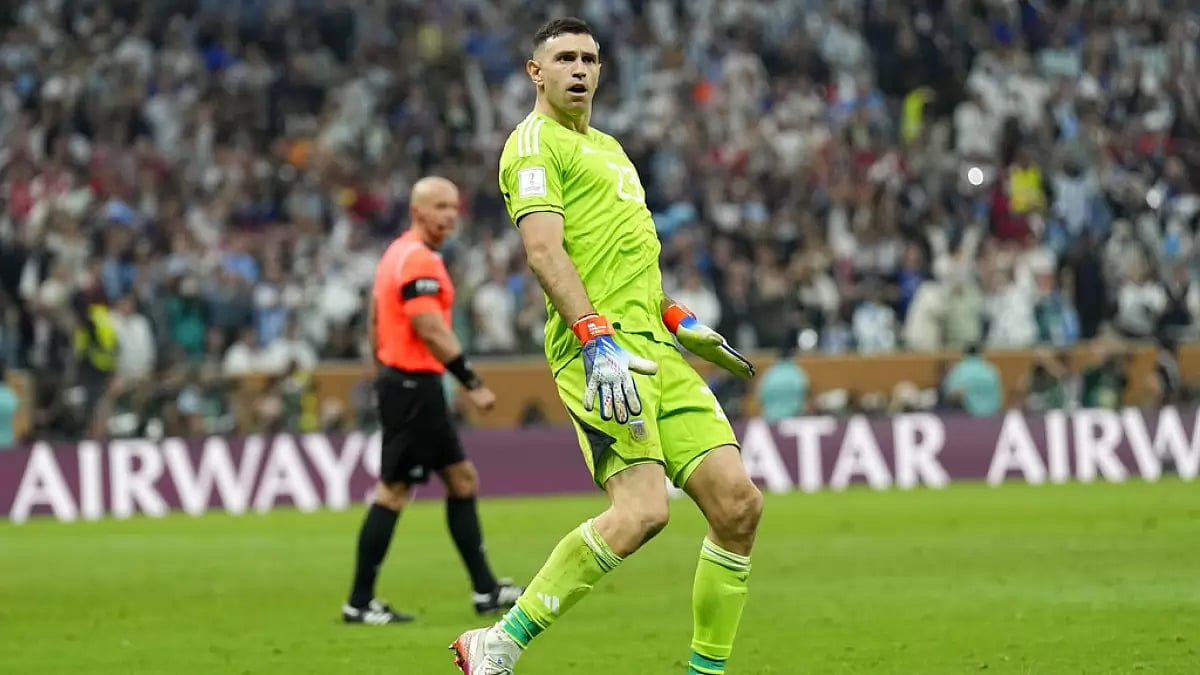 Martinez celebrates after saving a penalty kick during the shootout in the WC final against France.