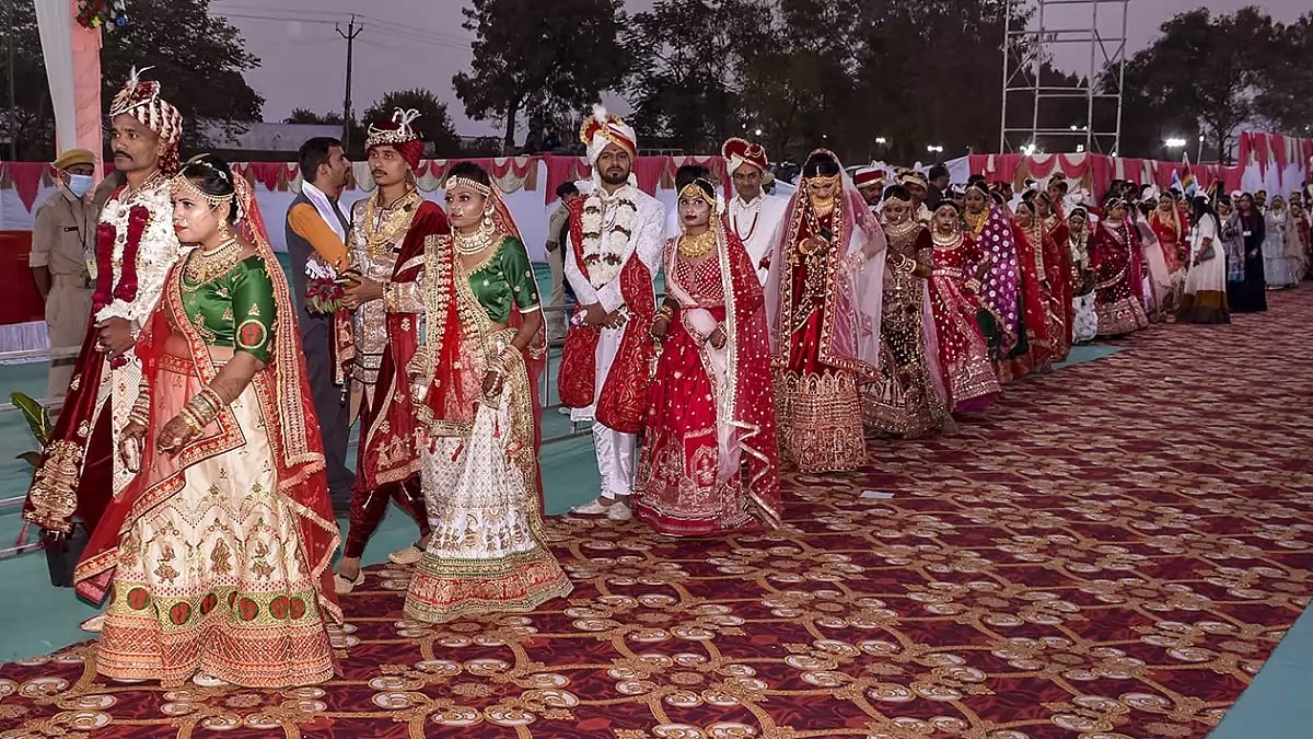 Mass marriage ceremony 