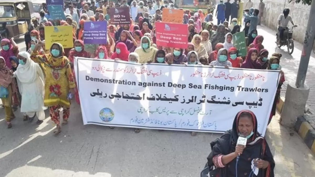 HDT has been protesting against illegal fishing by trawlers near Gwadar port