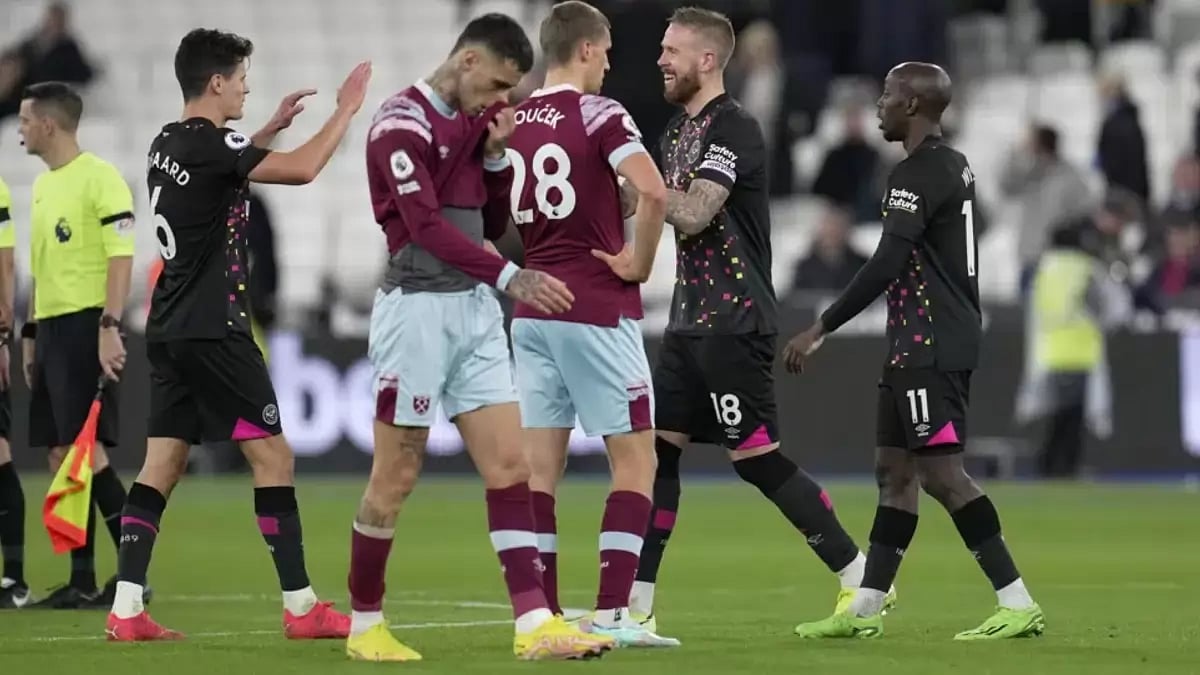 This is West Ham's fifth defeat in a row and could slip in the bottom half if Wolves beat United. - null