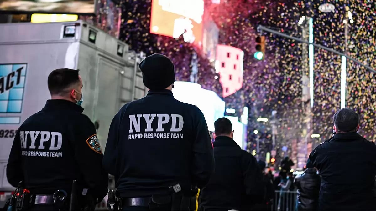 Representative photo of New York Police Department (NYPD) personnel 