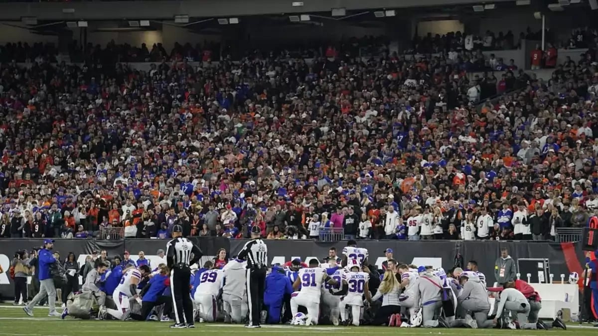 Buffalo Bills game against the Cincinnati Bengals was suspended for the night.