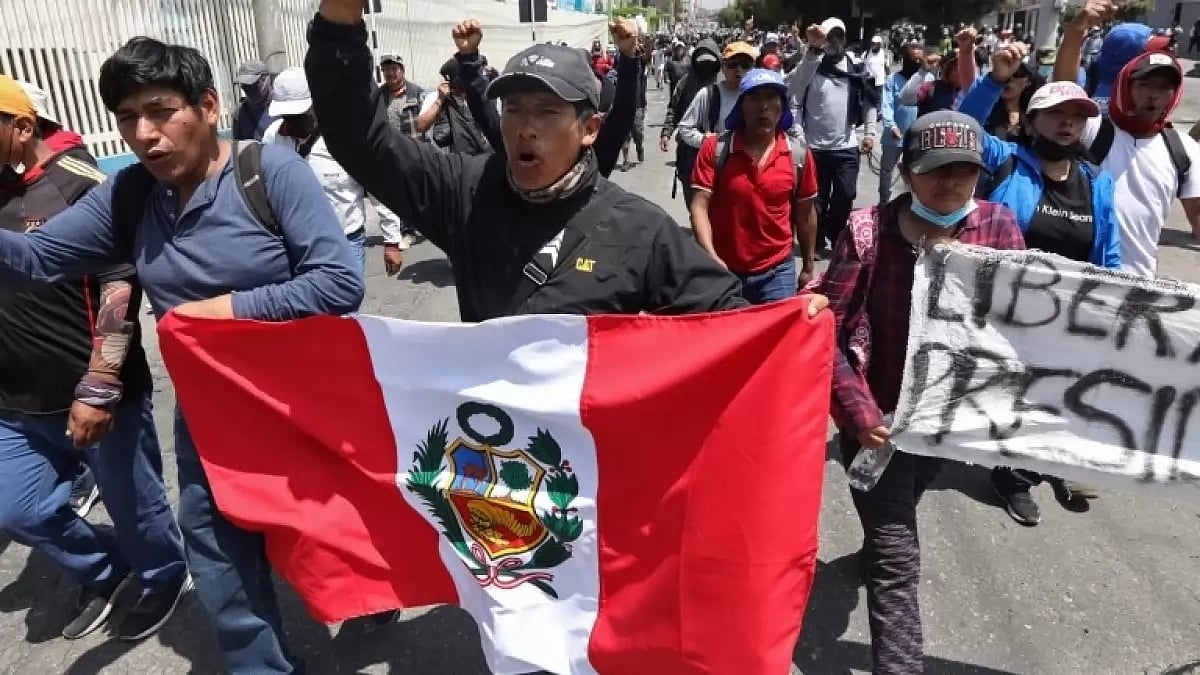 Anti-government protest resumes in Peru. 