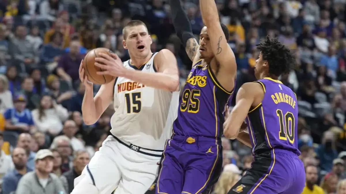 Denver coach described Nikola Jokic (L) a 'truly selfless superstar' of his team.