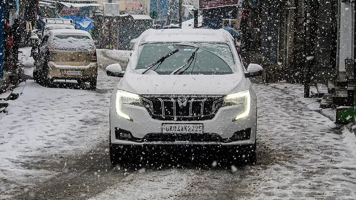 Snowfall in Joshimath 