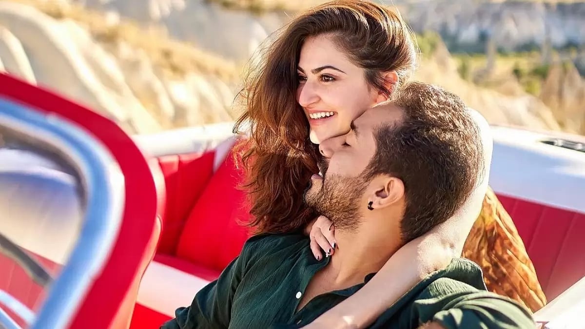 Shivaleeka Oberoi And Abhishek Pathak