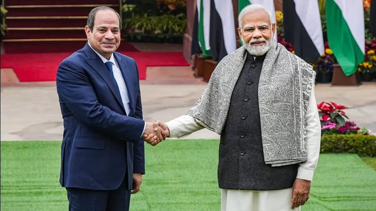 Egypt President Abdel Fattah El-Sisi with PM Narendra Modi. 