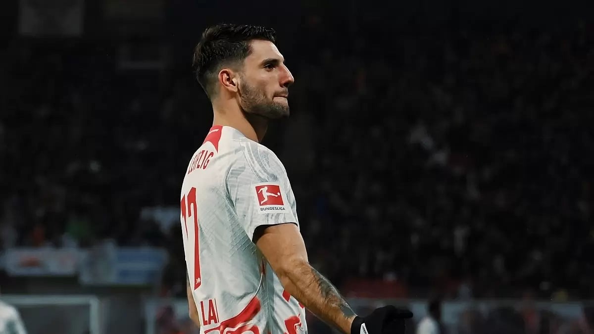 Leipzig are one point behind leaders Bayern Munich with 35 points.