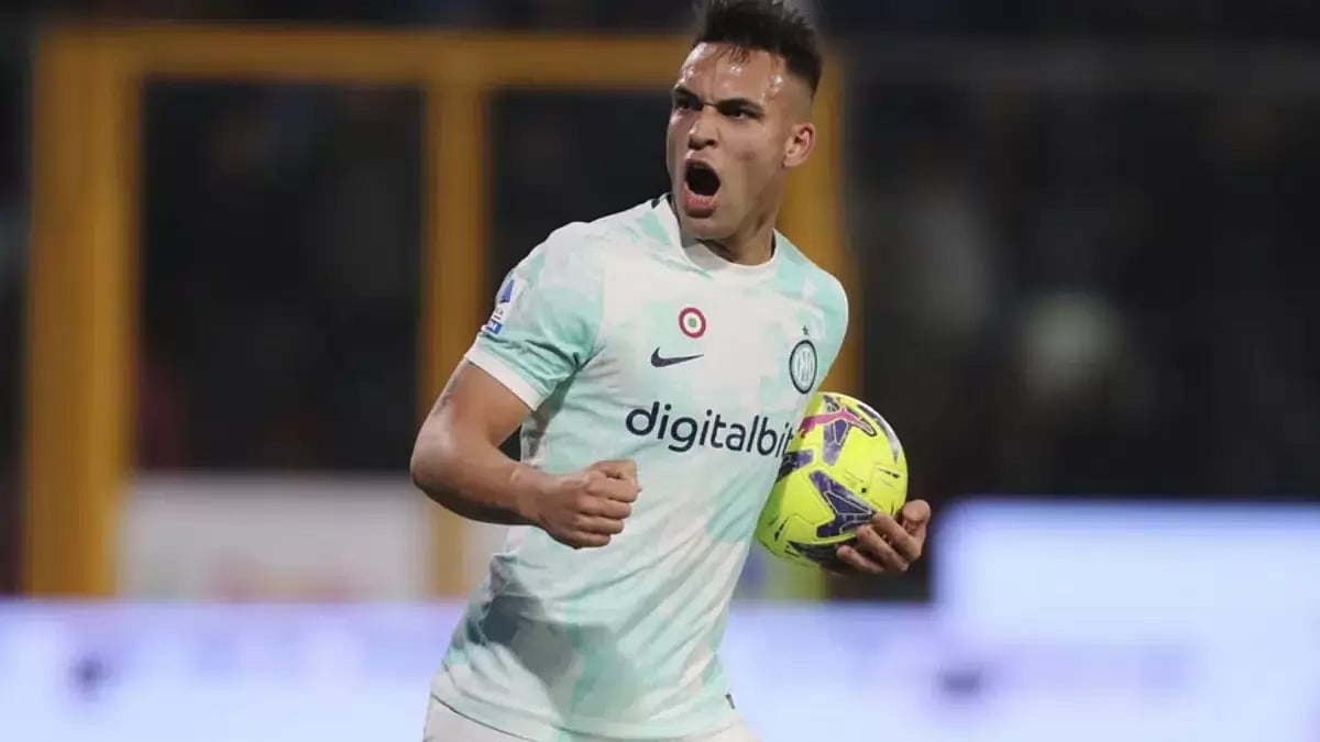 The win lifted Inter Milan to two points above third-placed AC Milan in the league table.