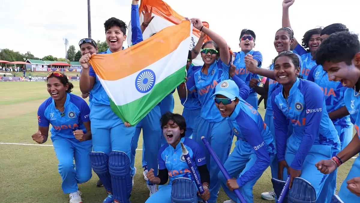 Team India players celebrate after winning the U19 Women's World Cup.